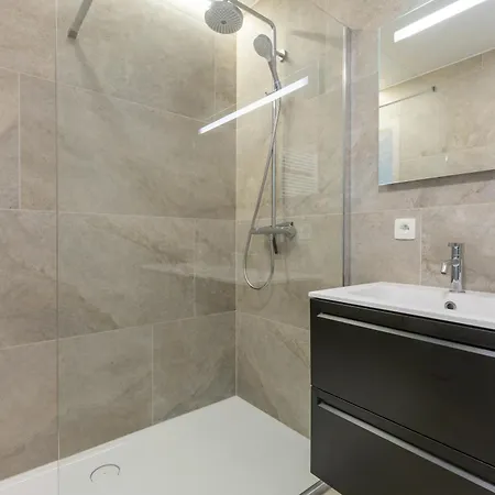 Lecomte - Waves At Sea 56 Apartman *